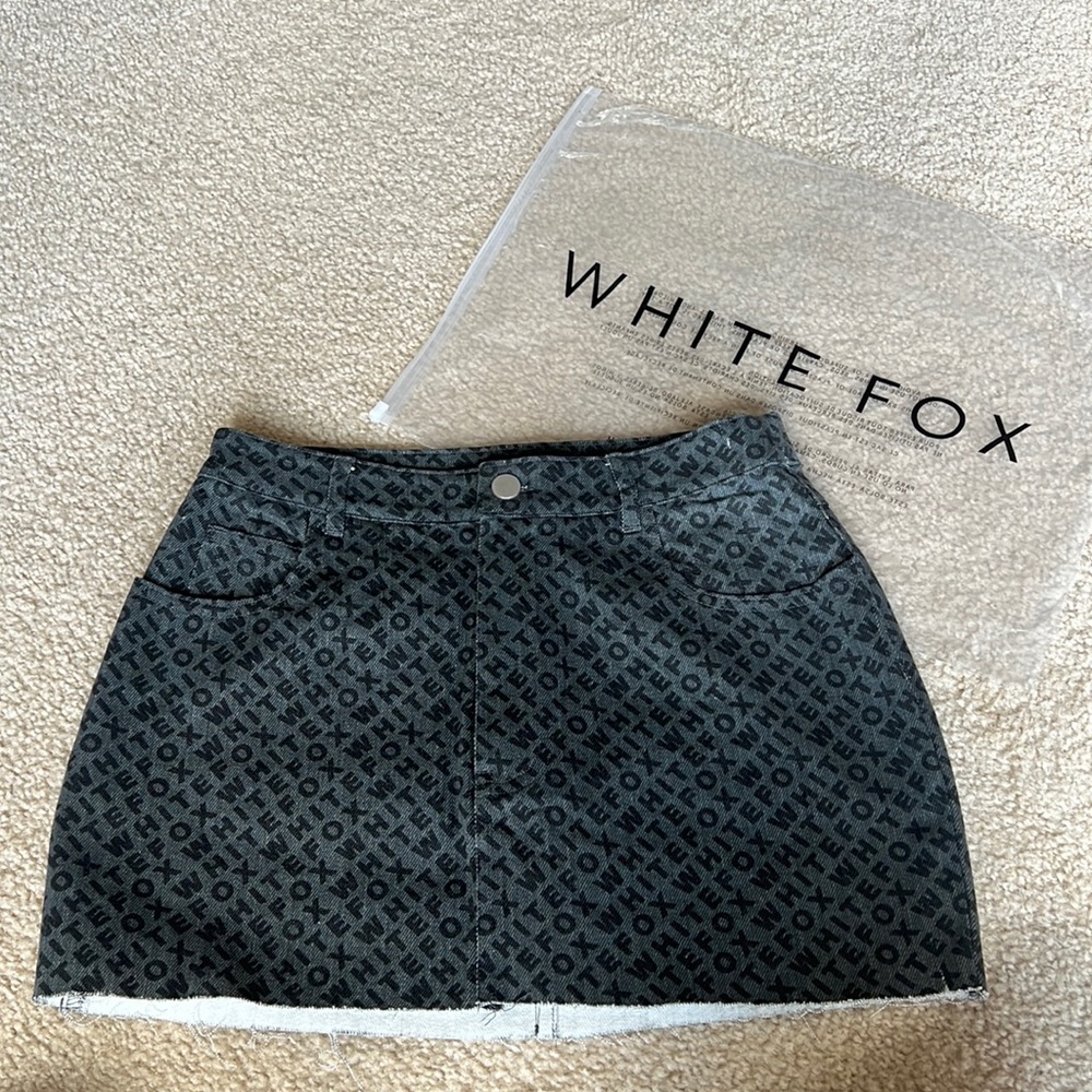 White fox label mini denim skirt